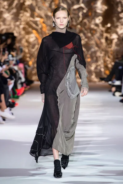 Look 2